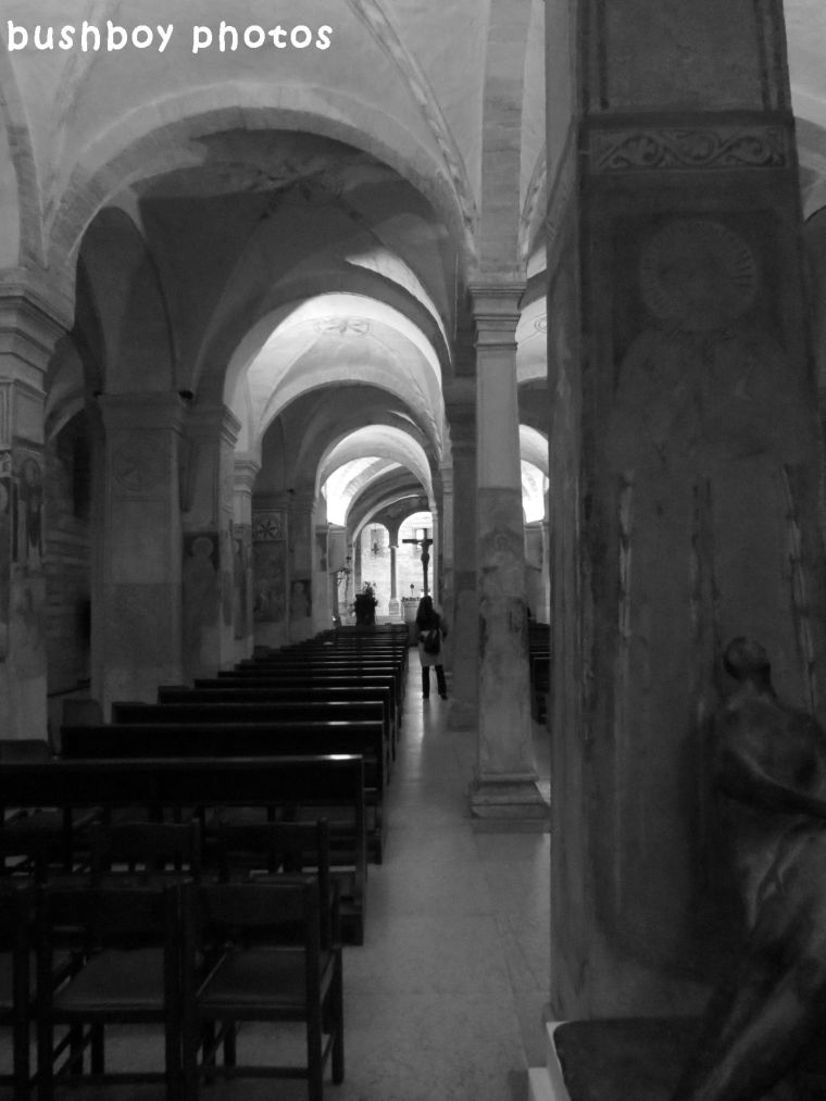 171013_blog challenge_hallways walkways indoor_church_bologna