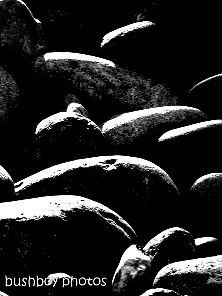 181214_blog challenge_blackandwhite_rocks_boulder_stones_shadow